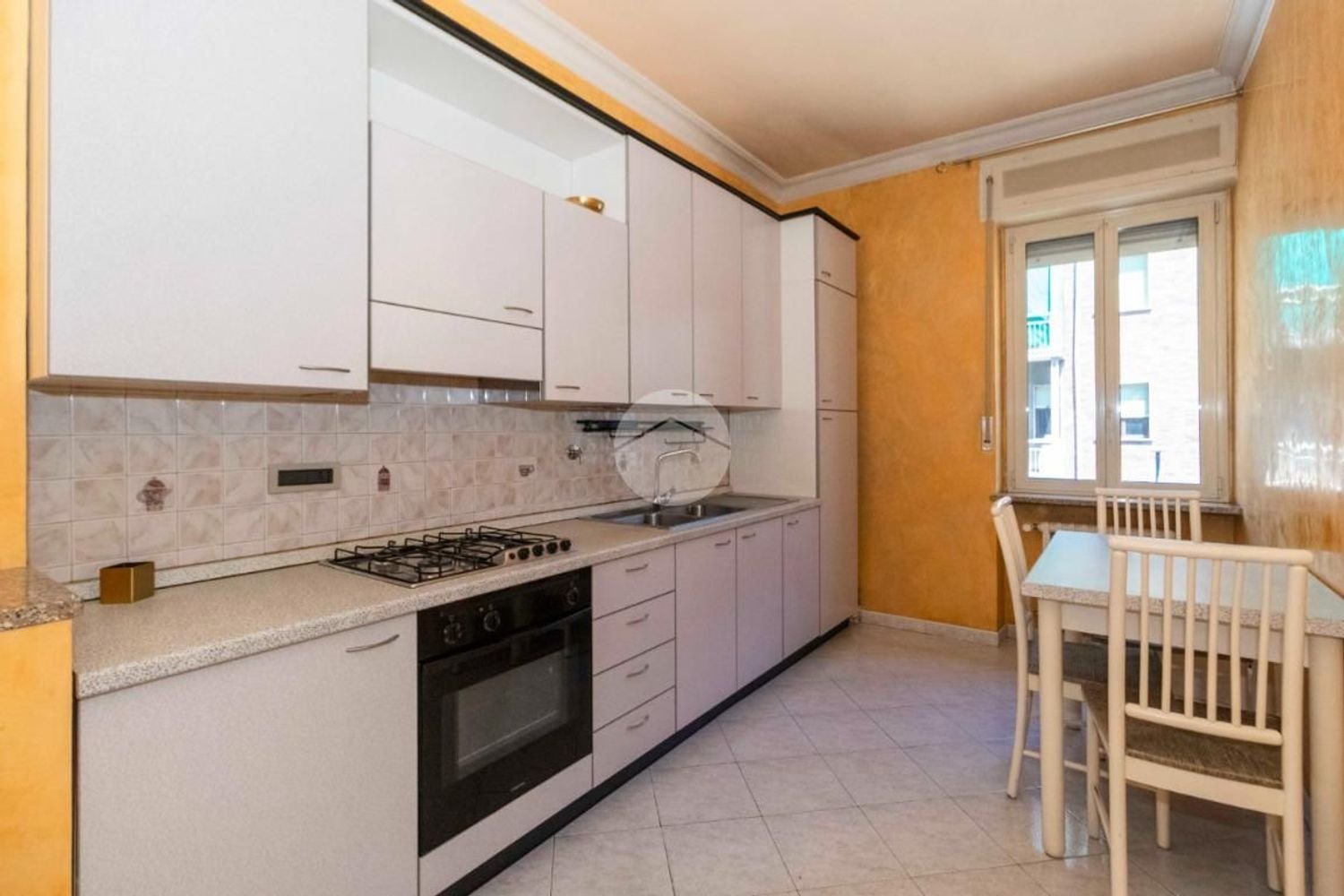 2 rooms Apartment in Turin, Italy No. 263549