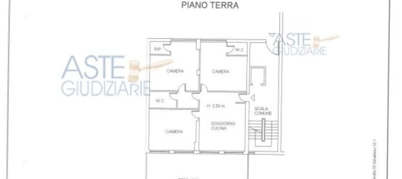 142m² Commercial property in L'Aquila, Italy No. 324071 10