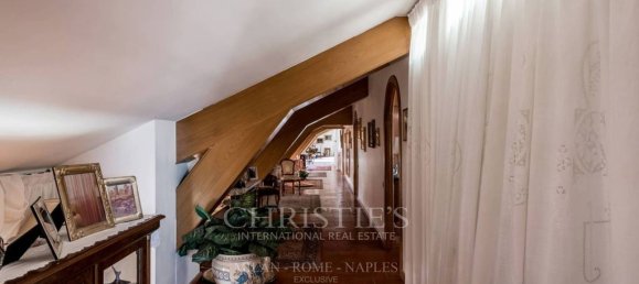 4 bedrooms Apartment in Rome, Italy No. 334919 16