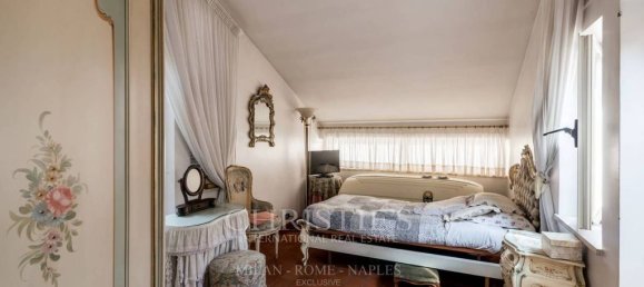 4 bedrooms Apartment in Rome, Italy No. 334919 10