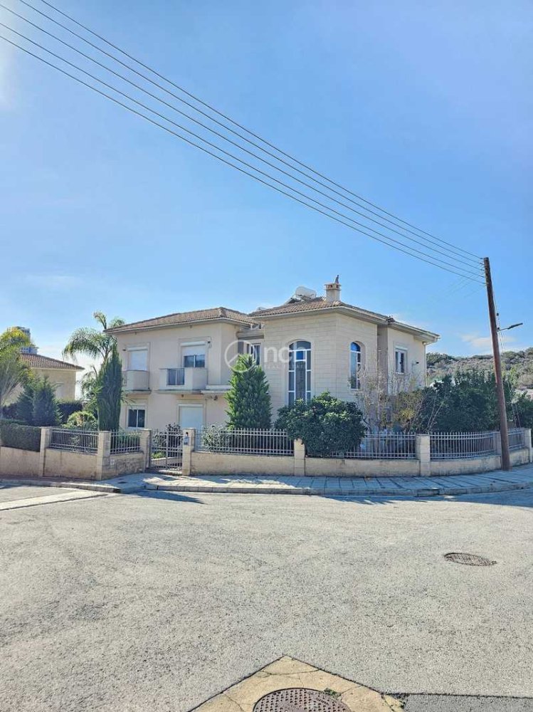 4 Schlafzimmer Villa in Agios Tychonas, Cyprus, Nr. 18760