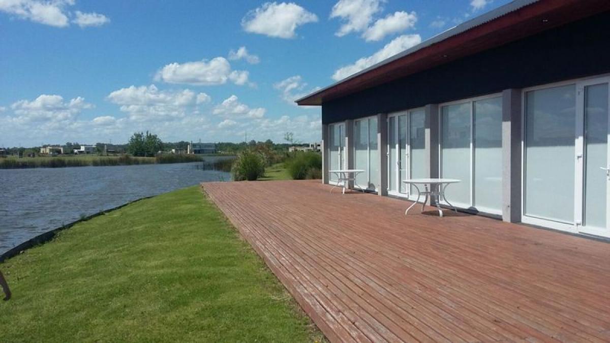 Terreno en Escobar, Argentina No. 114947