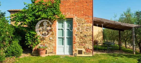 Villa de 7 dormitorios en Sinalunga, Italy No. 320545 15