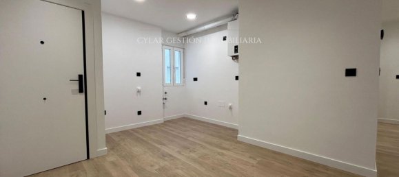 Apartamento de 3 dormitorios en Salamanca, Spain No. 18117 22