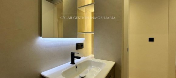 Apartamento de 3 dormitorios en Salamanca, Spain No. 18117 38