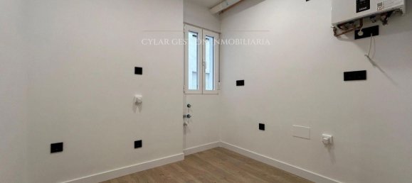 Apartamento de 3 dormitorios en Salamanca, Spain No. 18117 21