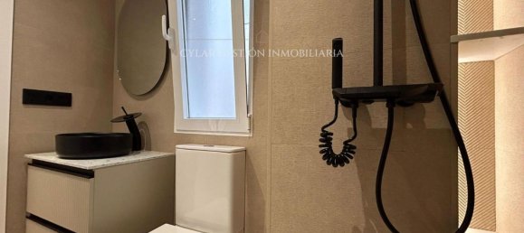 Apartamento de 3 dormitorios en Salamanca, Spain No. 18117 14