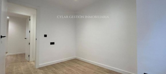 Apartamento de 3 dormitorios en Salamanca, Spain No. 18117 30