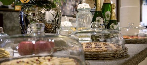 300m² Commercial property in Padua, Italy No. 60494 5