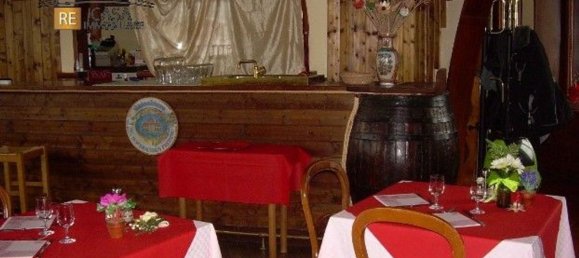 300m² Commercial property in Padua, Italy No. 60494 4