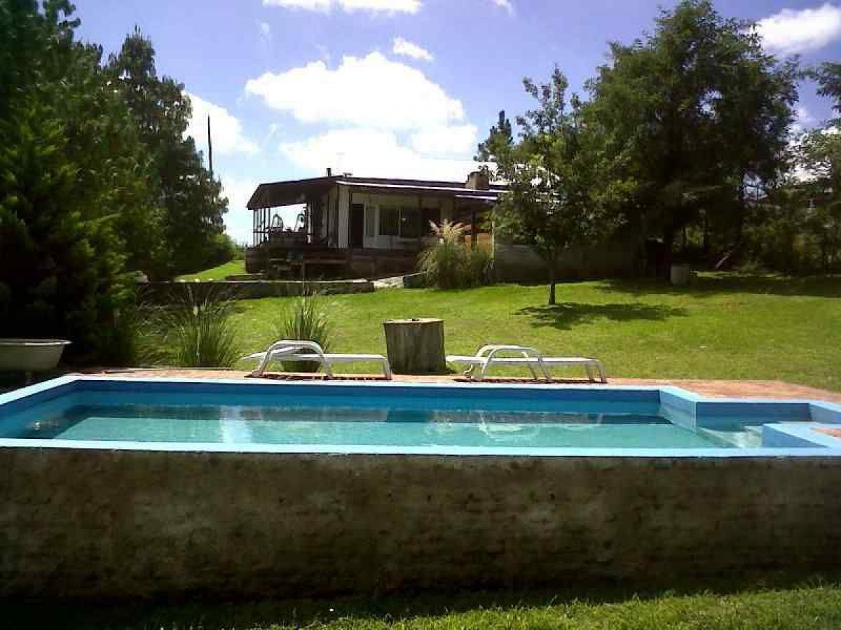 2 bedrooms House in Cordoba, Argentina No. 709