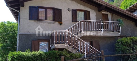 6 غرف نوم شقة في Antey Saint Andre, Italy رقم 109043 2