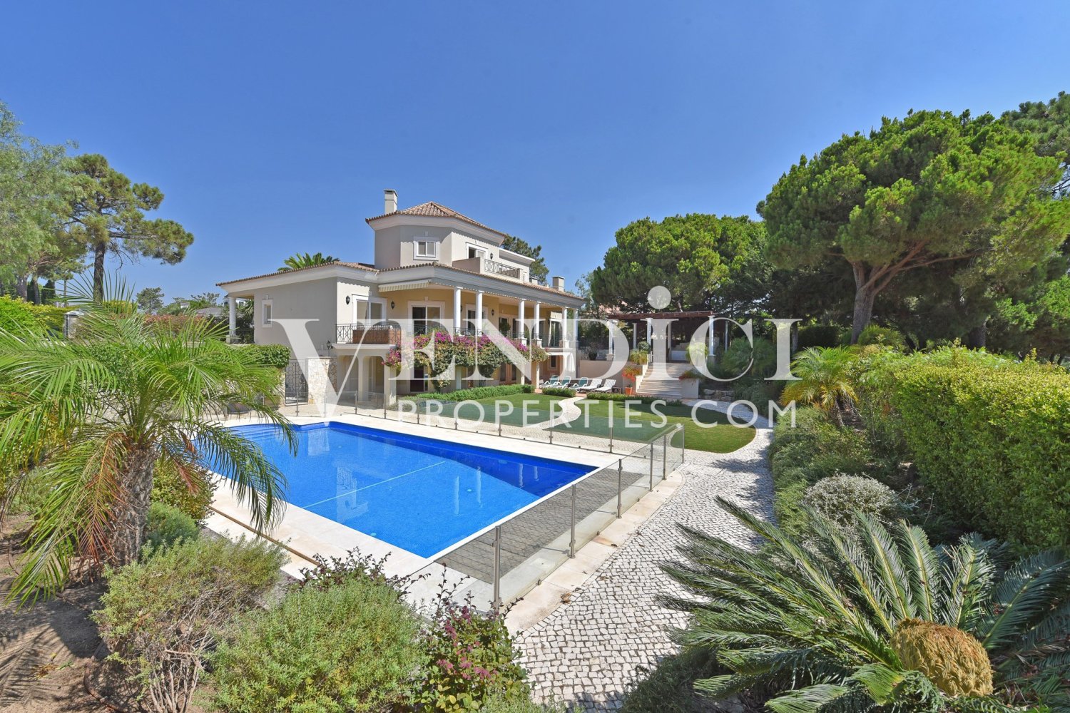 6 bedrooms Villa in Almancil, Portugal No. 293232