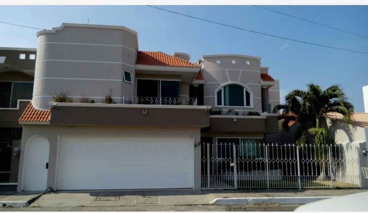 Casa de 3 dormitorios en Veracruz, Mexico No. 219111