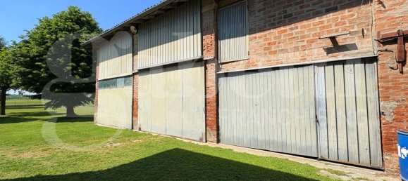 2 Schlafzimmer Villa in Castello d'Argile, Italy, Nr. 322424 42