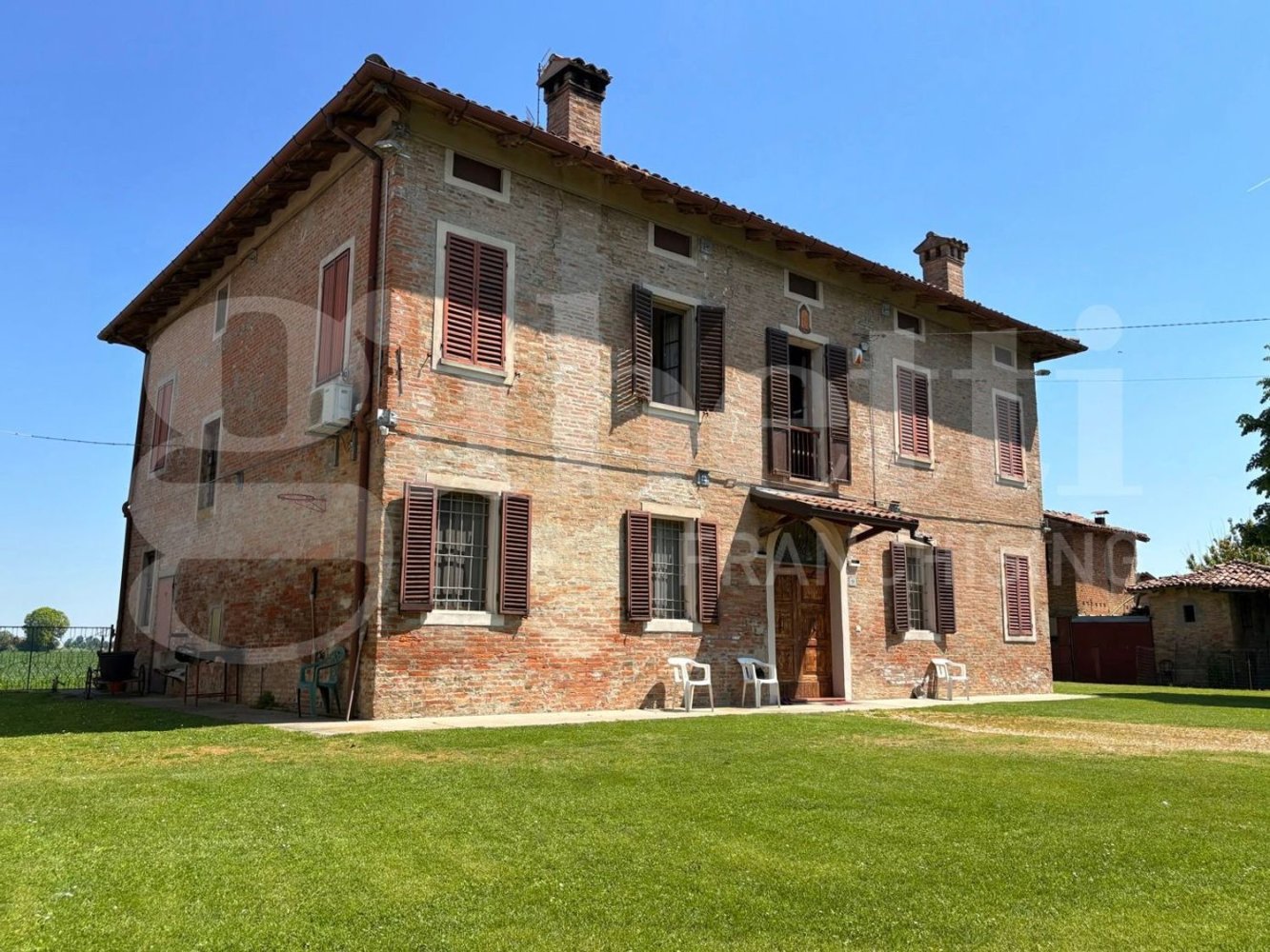2 Schlafzimmer Villa in Castello d'Argile, Italy, Nr. 322424