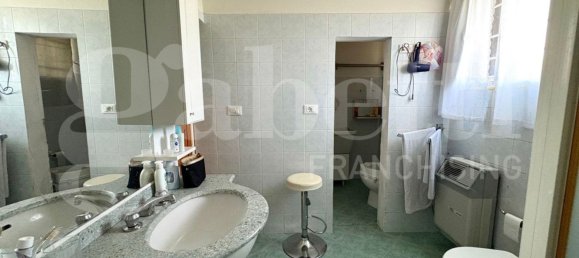2 Schlafzimmer Villa in Castello d'Argile, Italy, Nr. 322424 12