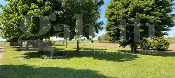 2 Schlafzimmer Villa in Castello d'Argile, Italy, Nr. 322424 3