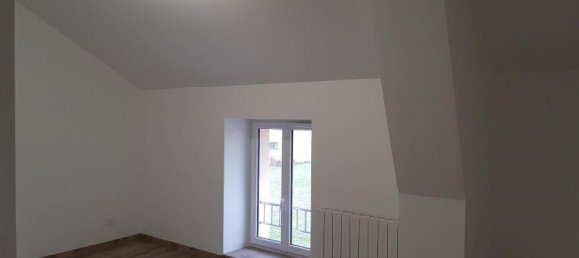 4 bedrooms House in Montierchaume, France No. 104455 3