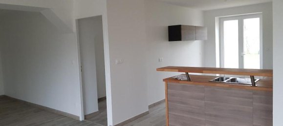 4 bedrooms House in Montierchaume, France No. 104455 12