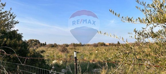 Terrain à Melilli, Italy 4180m² No. 152730 3