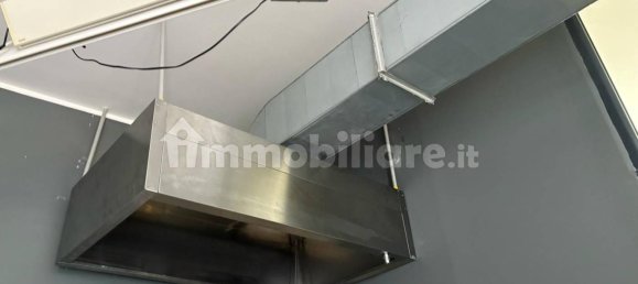 2-Zimmer Gewerbliche Immobilie in Udine, Italy, Nr. 223018 10