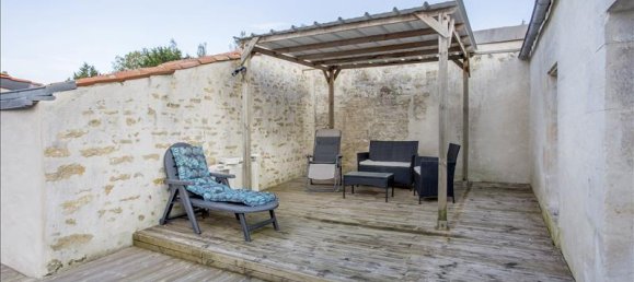 Casa T4 em Saint-Jean-de-Liversay, France N.º 343687 3