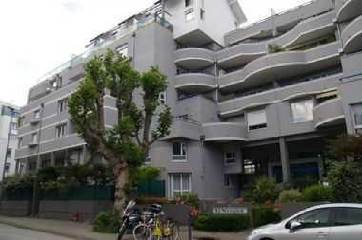 3 bedrooms Condo in Grenoble, France No. 35232