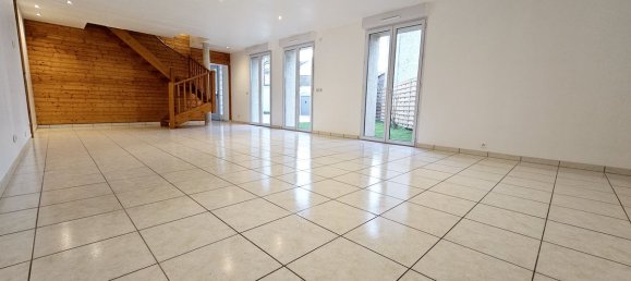 3 Schlafzimmer Haus in Pontfaverger-Moronvilliers, France, Nr. 155003 2