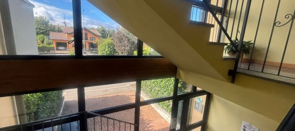 3 rooms Apartment in Stradella, Italy No. 332716 2