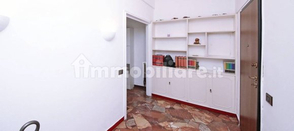 Apartamento de 2 dormitorios en Genoa, Italy No. 313385 13