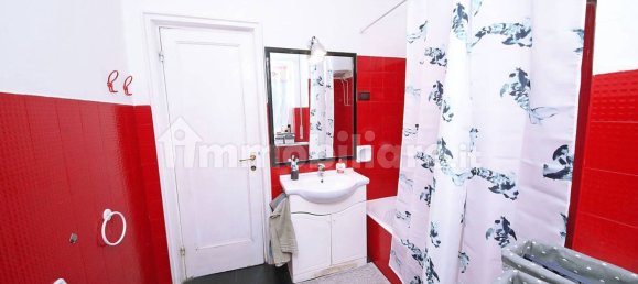 Apartamento de 2 dormitorios en Genoa, Italy No. 313385 29