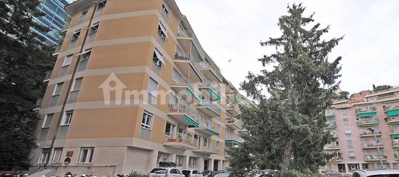 Apartamento de 2 dormitorios en Genoa, Italy No. 313385 32