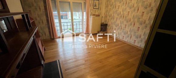 4 bedrooms House in Varennes-Changy, France No. 158983 9