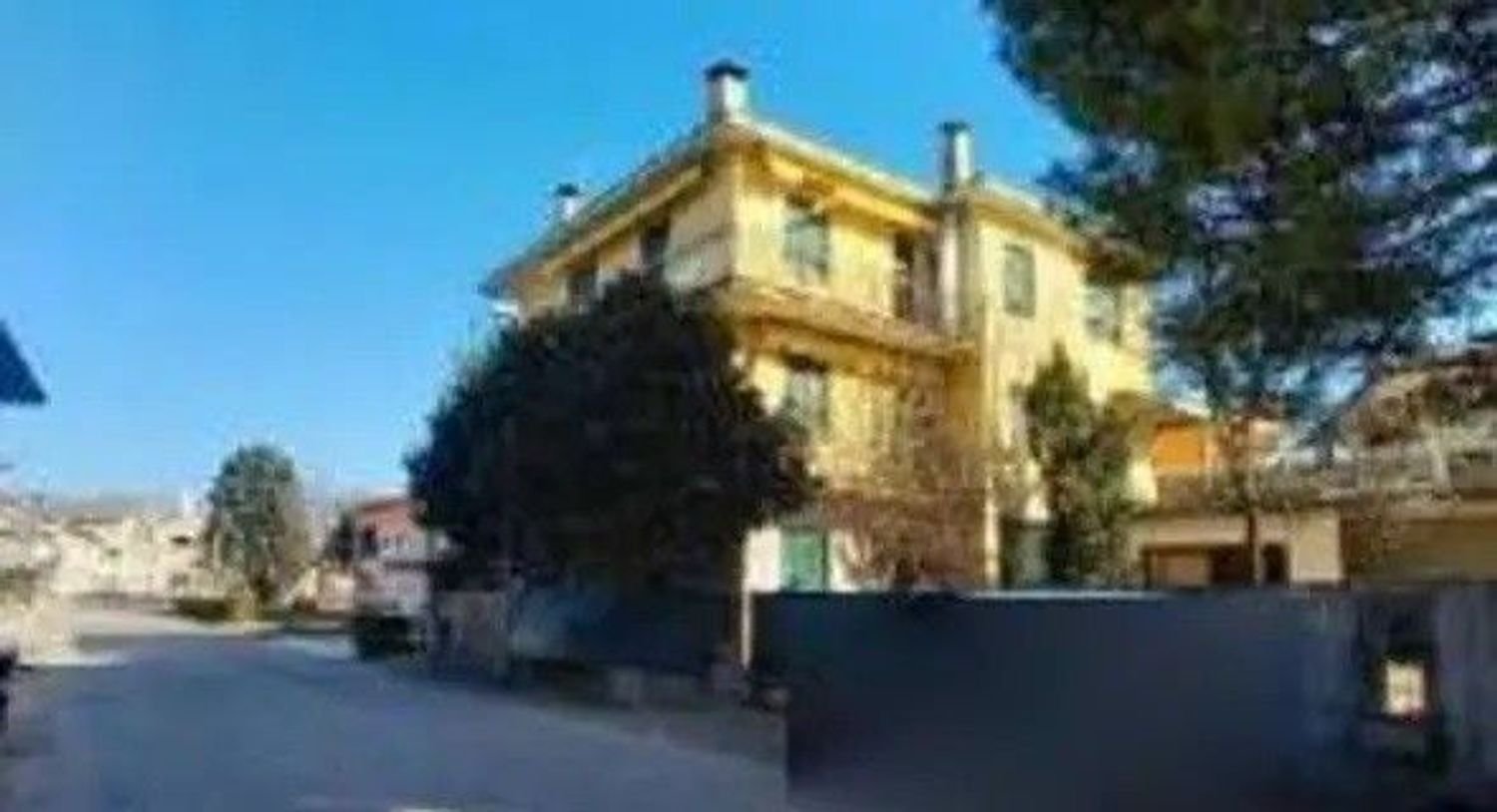 4 rooms Apartment in Marano Vicentino, Italy No. 219520