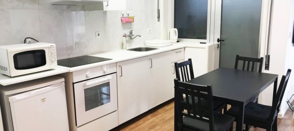 2 chambres Appartement à Porto, Portugal No. 97343 9