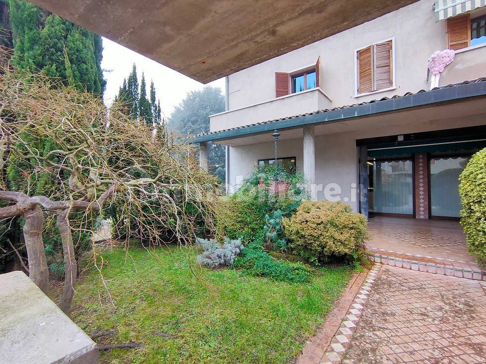 3 bedrooms House in Ronco all'Adige, Italy No. 218847