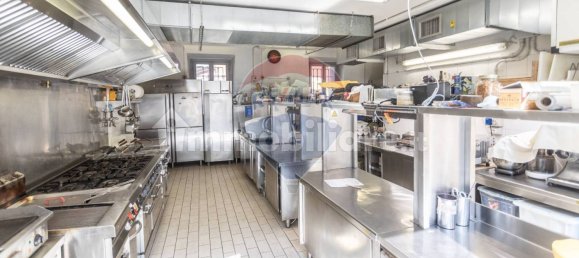 5 rooms Commercial property in Fontanellato, Italy No. 315796 17