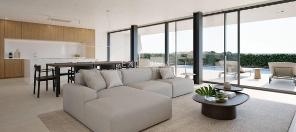 4 bedrooms Villa in Lagos, Portugal No. 7622 9