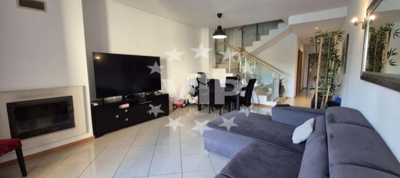 2 bedrooms Townhouse in Loule, Portugal No. 131063 5