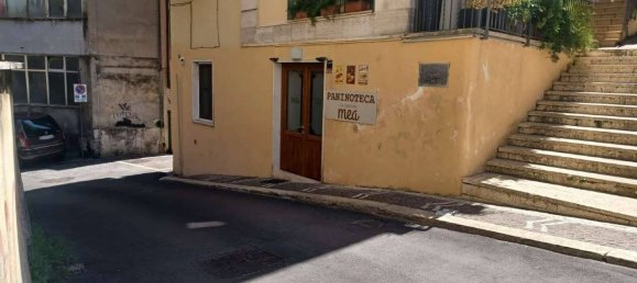 Propiedad comercial en Frosinone, Italy 65 m² No. 274370 3