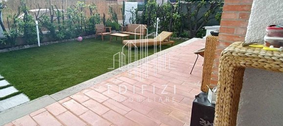 2 bedrooms House in Montignoso, Italy No. 215894 6