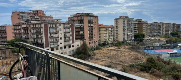 Apartamento de 5 habitaciónes en Catania, Italy No. 48900 9