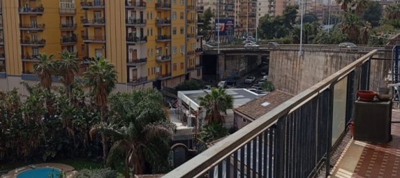 Apartamento de 5 habitaciónes en Catania, Italy No. 48900 44