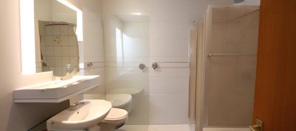 2 Schlafzimmer Doppelhaus in Ravensburg, Germany, Nr. 304359 15