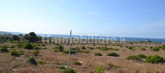 3 bedrooms Villa in Salve, Italy No. 164751 12