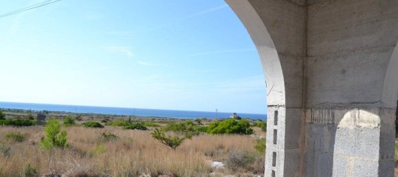 3 bedrooms Villa in Salve, Italy No. 164751 3