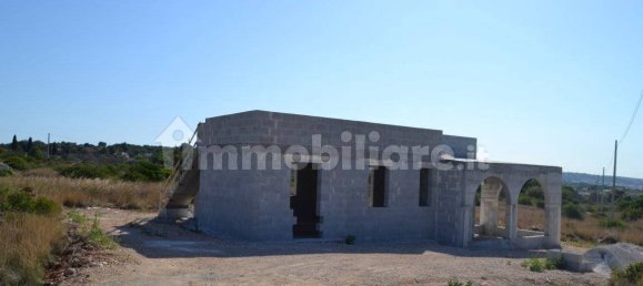 3 bedrooms Villa in Salve, Italy No. 164751 5