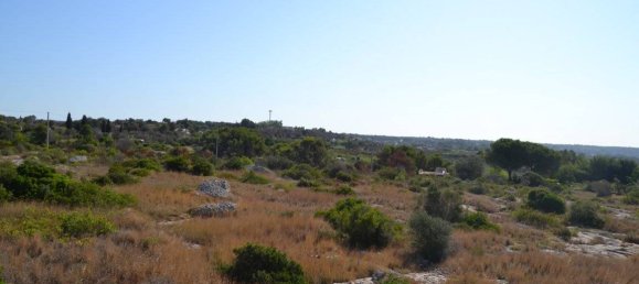 3 bedrooms Villa in Salve, Italy No. 164751 11