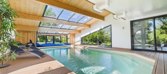 5 bedrooms Villa in Doubs, France No. 301957 3